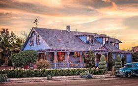 The Big Blue House Inn Boutique Hotel